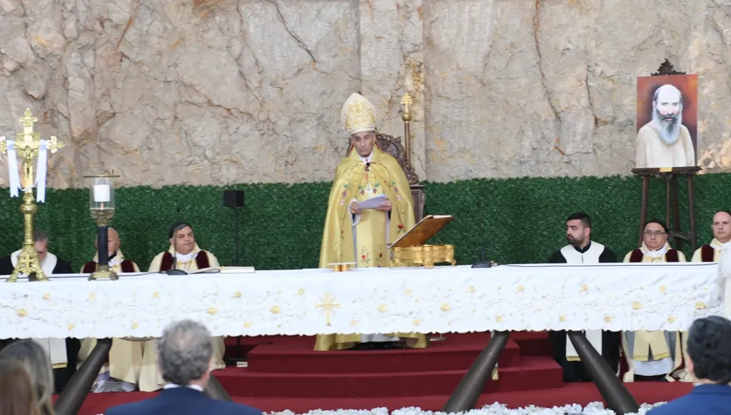 الراعي: إلى متى سيدفع الإنسان اللبناني ثمن الحرب المفروضة عليه قسراً؟