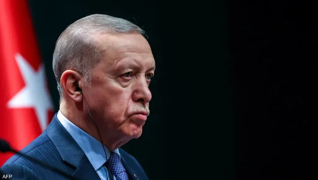 أردوغان يتعهد بتشديد الرقابة على الأسلحة بعد هجومين بمدرستين