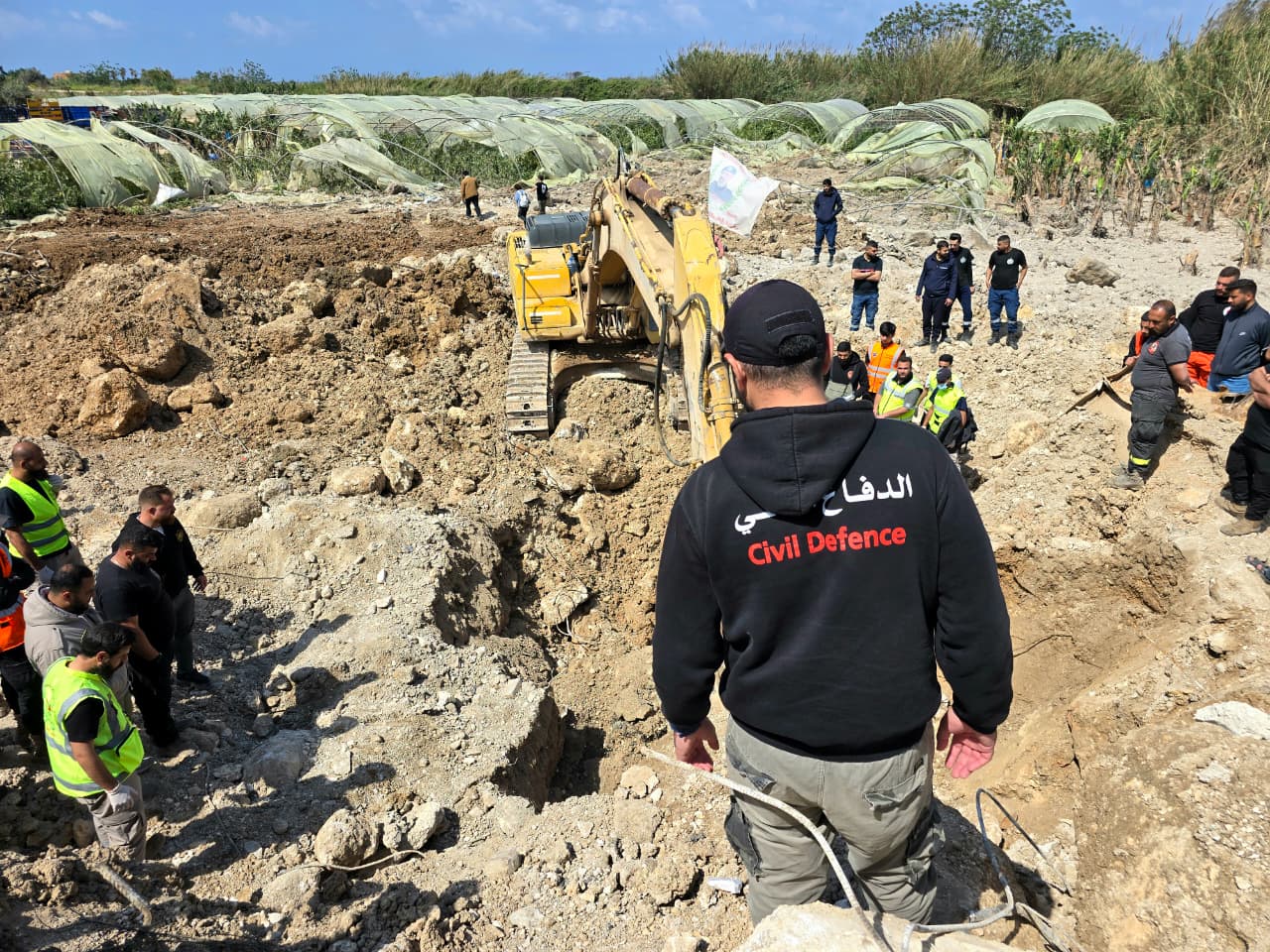 عمليات البحث والانقاذ (أحمد منتش).