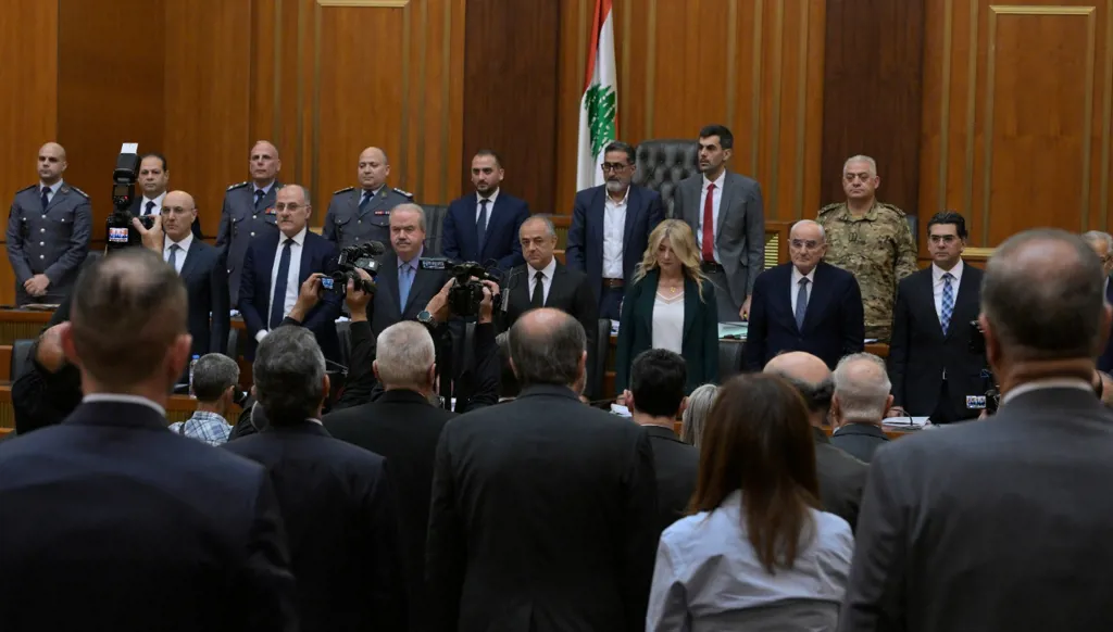 بالصور - جلسة اللجان النيابية المشتركة تنطلق في مجلس النواب