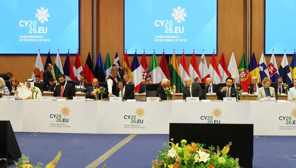 جوزف عون: لبنان يقف عند مفترق طرق حاسم