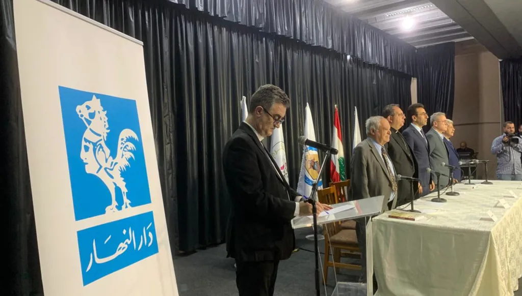 بالصور - ندوة في زغرتا وتوقيع كتاب "يوسف بك كرم والفكرة الوطنية اللبنانية"