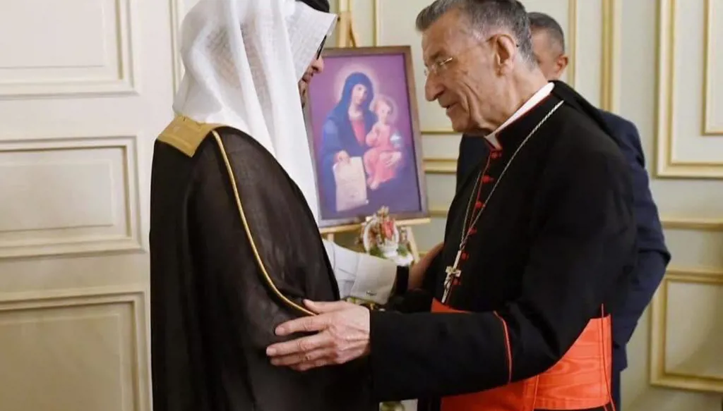 استقبل الكاردينال مار بشارة بطرس الراعي في الصرح البطريركي في بكركي سفير المملكة العربية السعودية وليد البخاري.