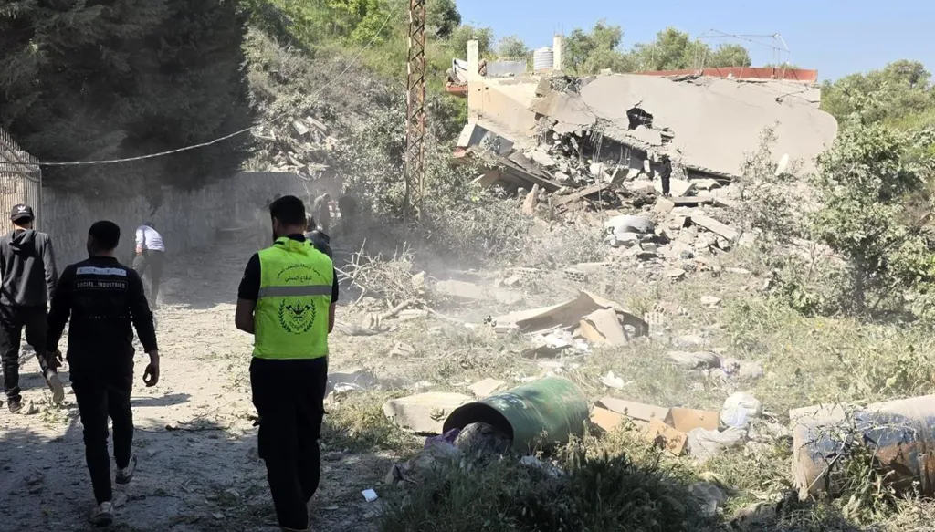 الجيش الإسرائيلي يصعّد في جنوب لبنان: غارات ونسف وتفجيرات تطاول بلدات متعددة