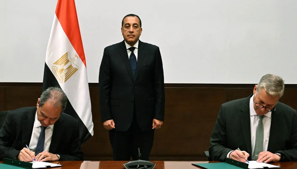 توقيع اتفاقية لتأهيل شبكات الغاز اللبنانية بخبرات قطاع البترول المصري