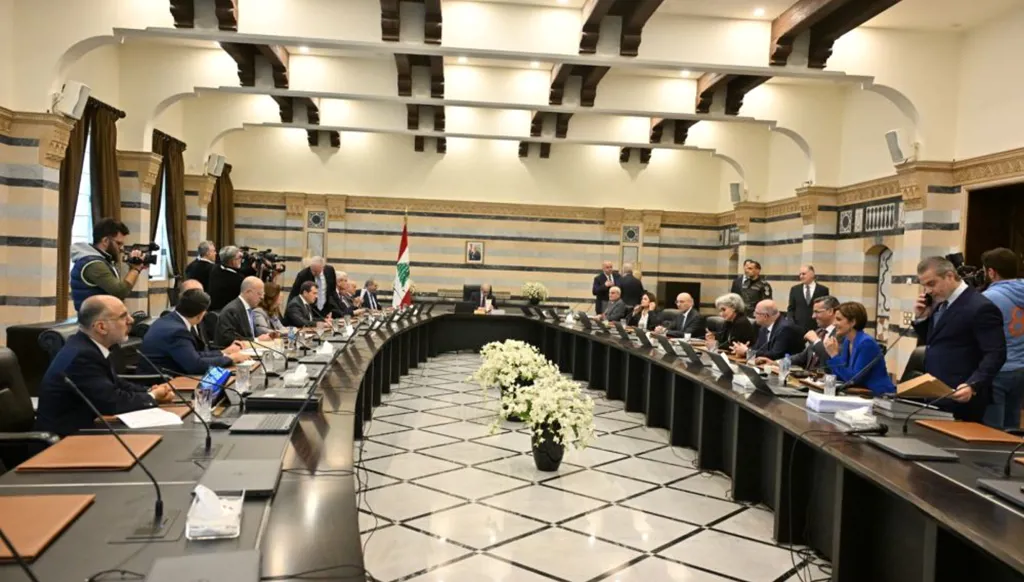 استهداف الضاحية مجدداً: الحرب والمفاوضات "معاً"...  الأمم المتحدة تطرح فريق مراقبين يخلف "اليونيفيل"