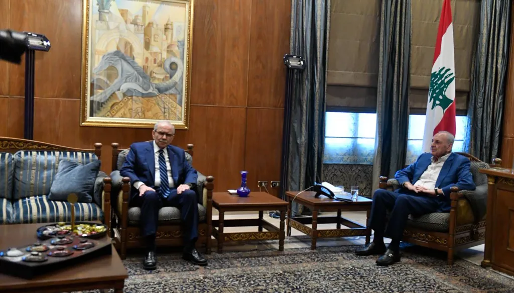  نبيه بري يلتقي نواف سلام في عين التينة (حسام شبارو). 