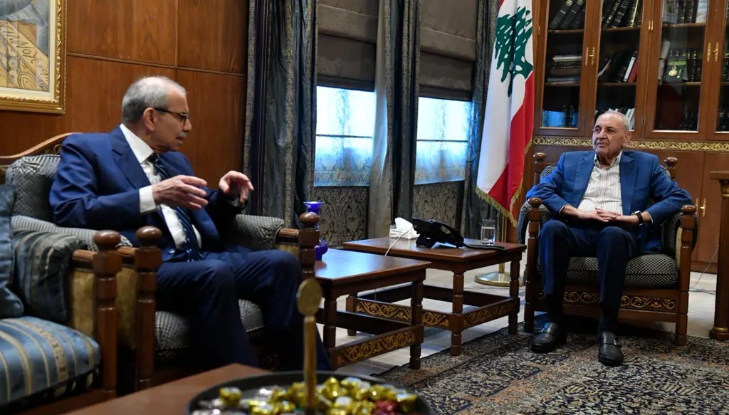 نبيه بري يلتقي نواف سلام في عين التينة