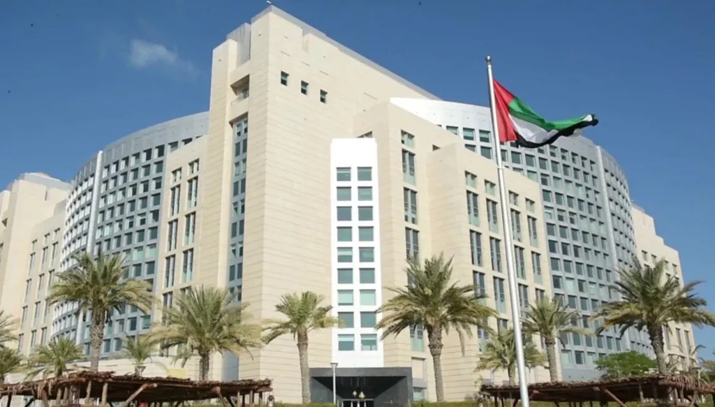 الإمارات تُدين استهداف محطة "براكة" بمسيّرات من العراق