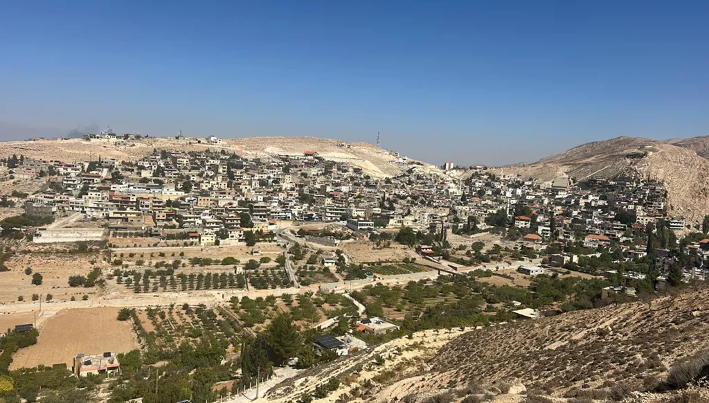 الفاكهة - الجديدة: خلافات سياسية - بلدية والجيش شريك في التنمية انطلاقاً من عقارين