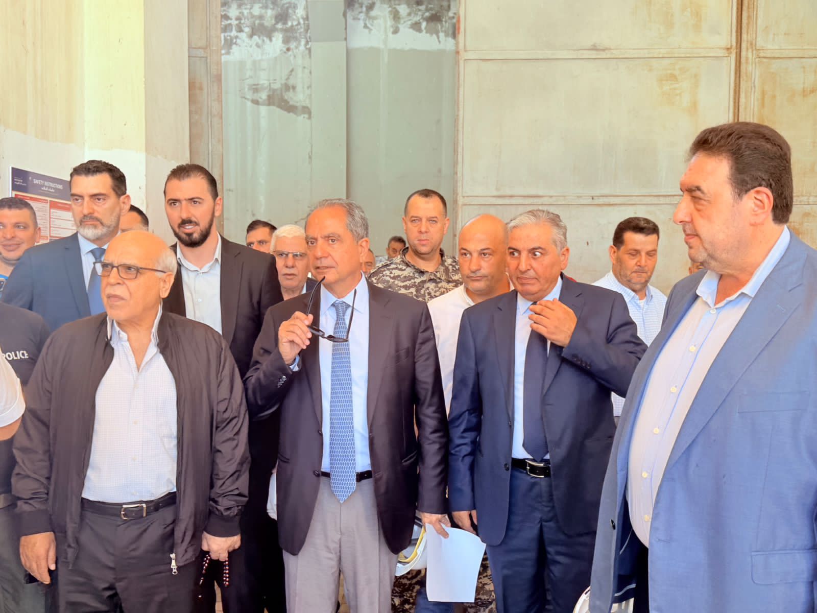 جولة وزير الطاقة والمياه في نهر البارد