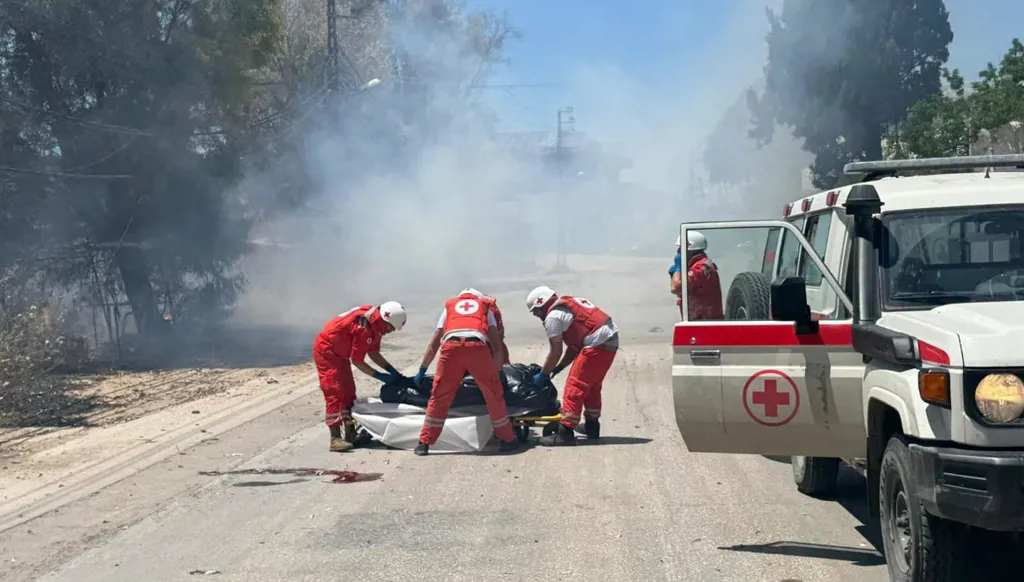  ارتقاء عسكري في الجيش اللبناني في النبطية الفوقا بعد استهدافه على دراجته النارية.
