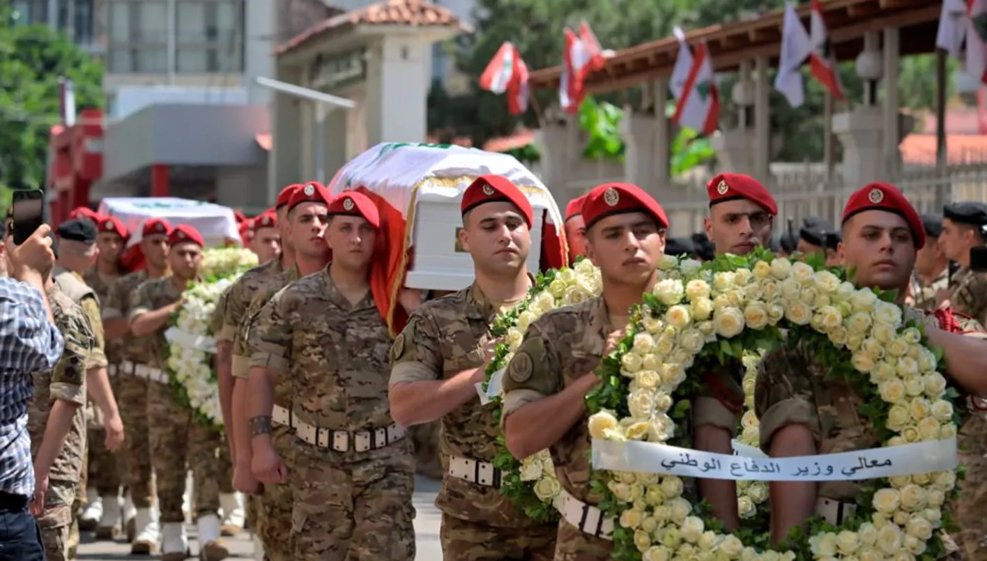 #عاجل 

مانشيت "النهار": لفتت إليه اوساط لبنانية مطّلعة عبر 