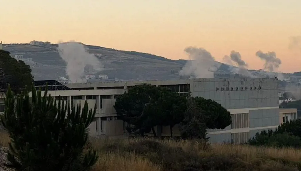 غارة إسرائيلية يستهدف بلدة كفررمان في قضاء النبطية جنوب لبنان (صورة متداولة)