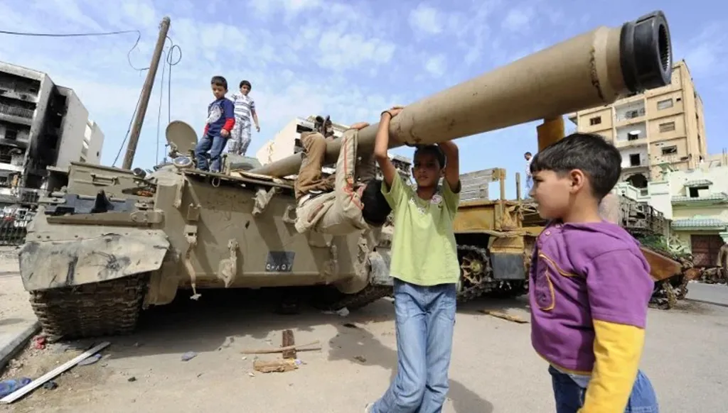 من المدارس إلى خطوط النار... كيف يدفع أطفال ليبيا ثمن صراع النفوذ؟