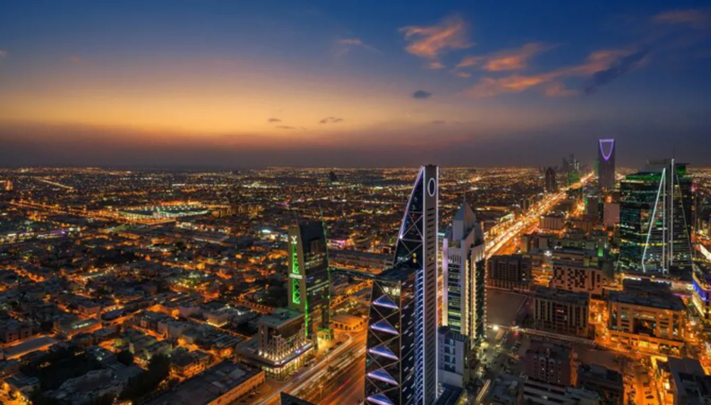 الهيئة الملكية للرياض تُبرم عقدين بقيمة 637 مليون دولار لتطوير بنية تحتية في ثلاثة أحياء