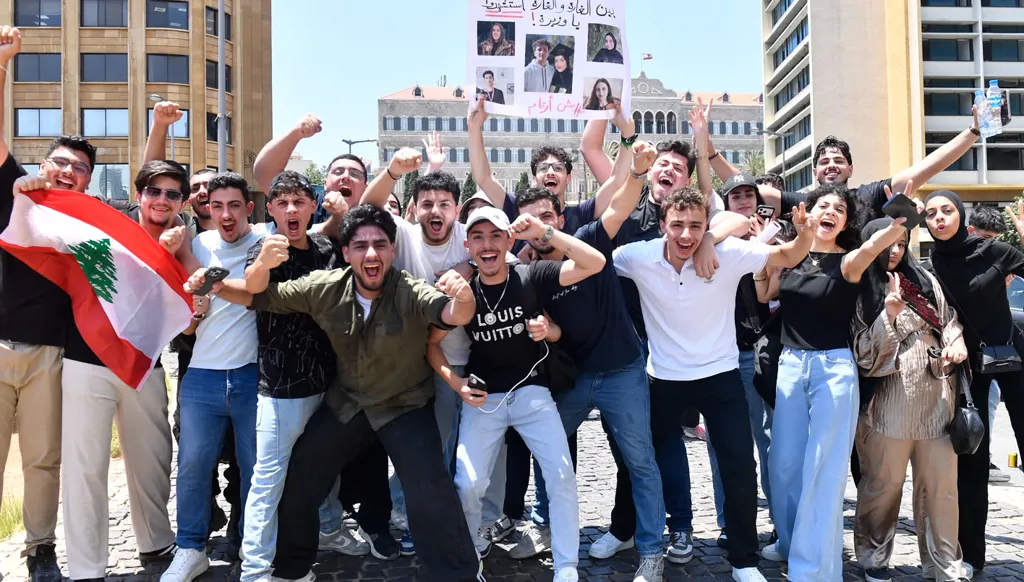فرحة الطلاب بعد قرار مجلس الوزراء (حسام شبارو).