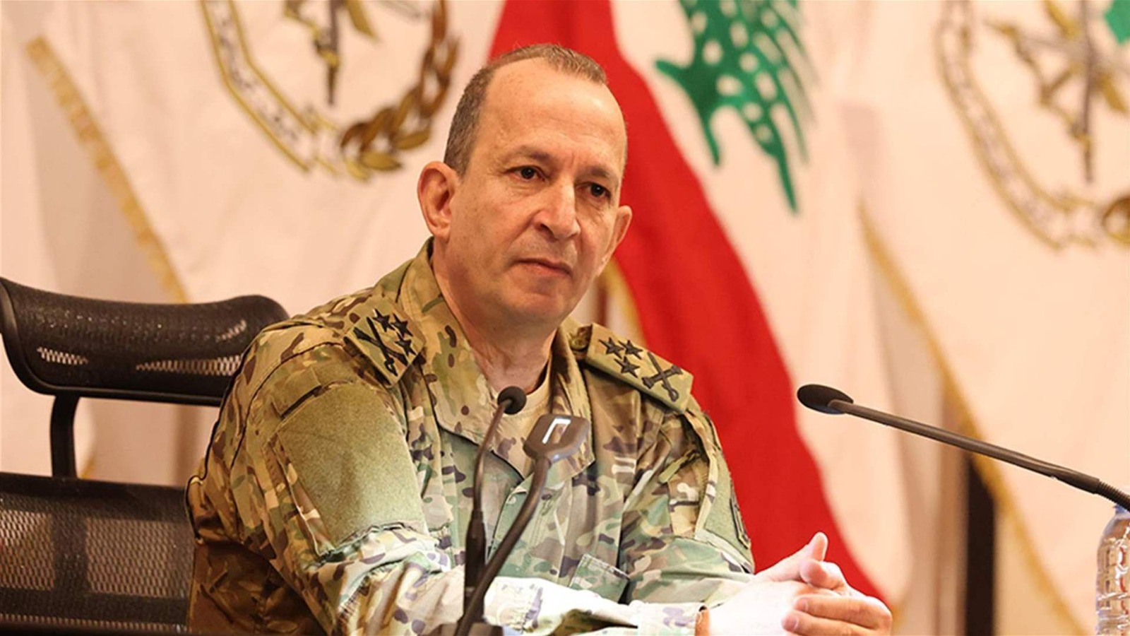العماد رودولف هيكل. (قيادة الجيش)