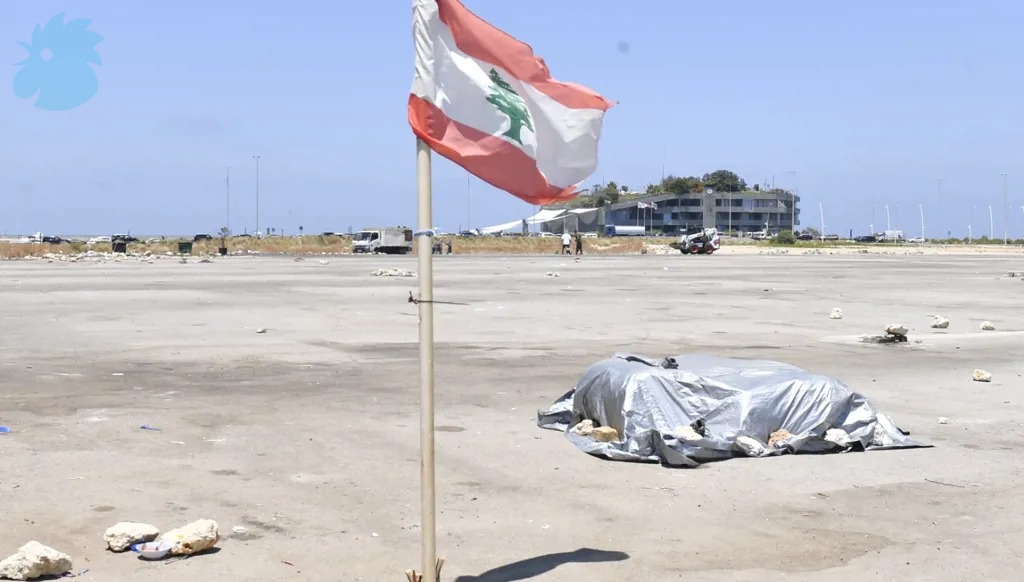 إزالة خيم النازحين عن الواجهة البحرية في بيروت (حسام شبارو).