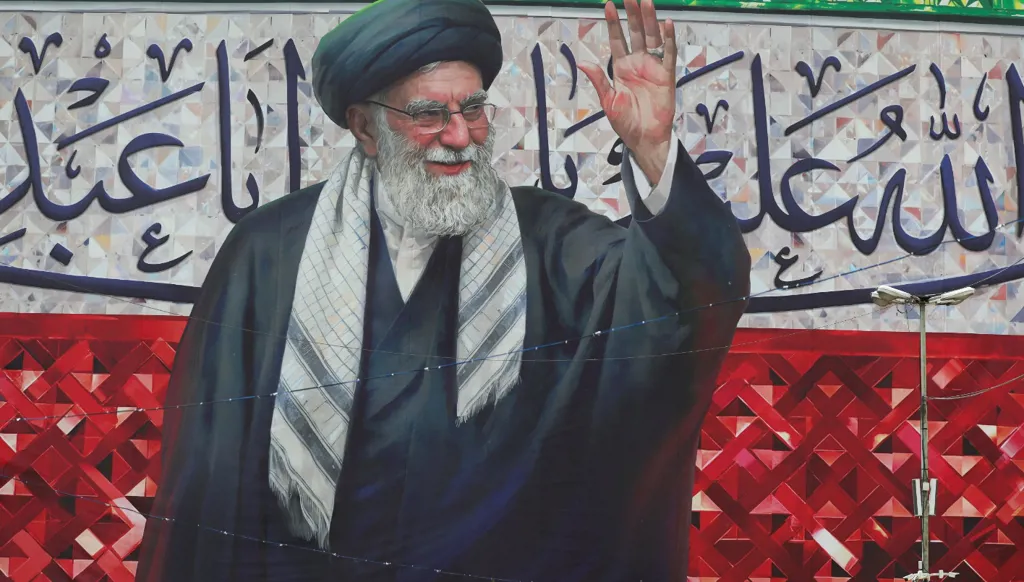 إيران تتوقّع مشاركة 18 مليون شخص... 3 مخاوف تلاحق مراسم تشييع خامنئي