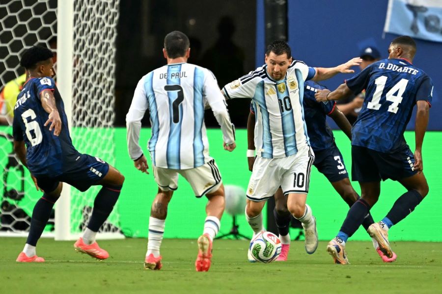 من مباراة الأرجنتين ضد الرأس الأخضر في الدور ال32 من كأس العالم 2026