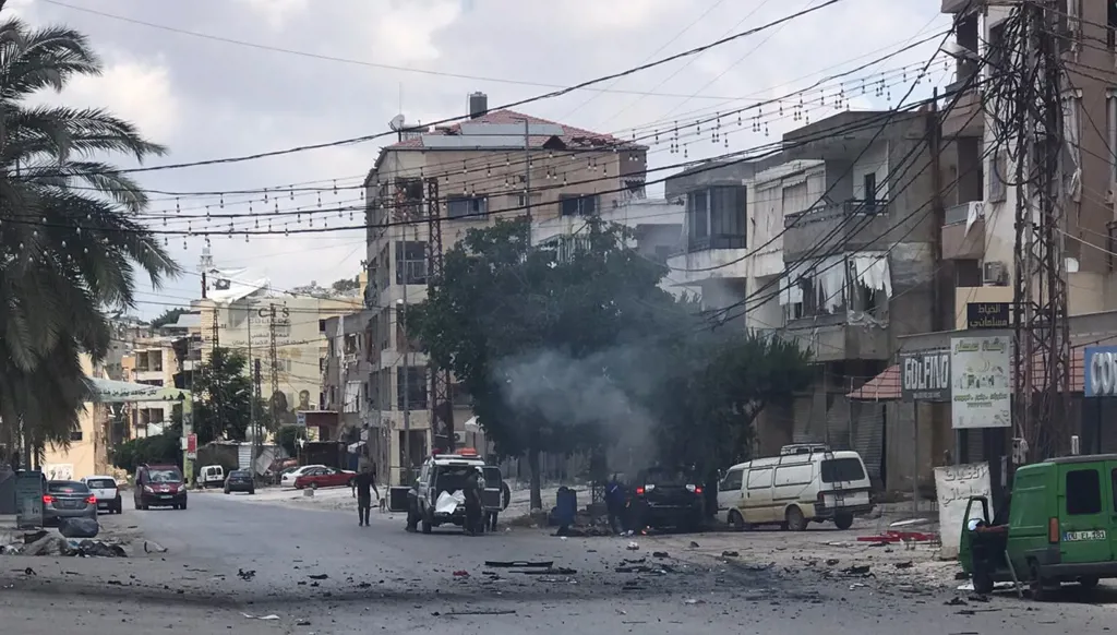 غارة استهدفت سيارة على طريق دار المعلمين والمعلمات في النبطية الفوقا