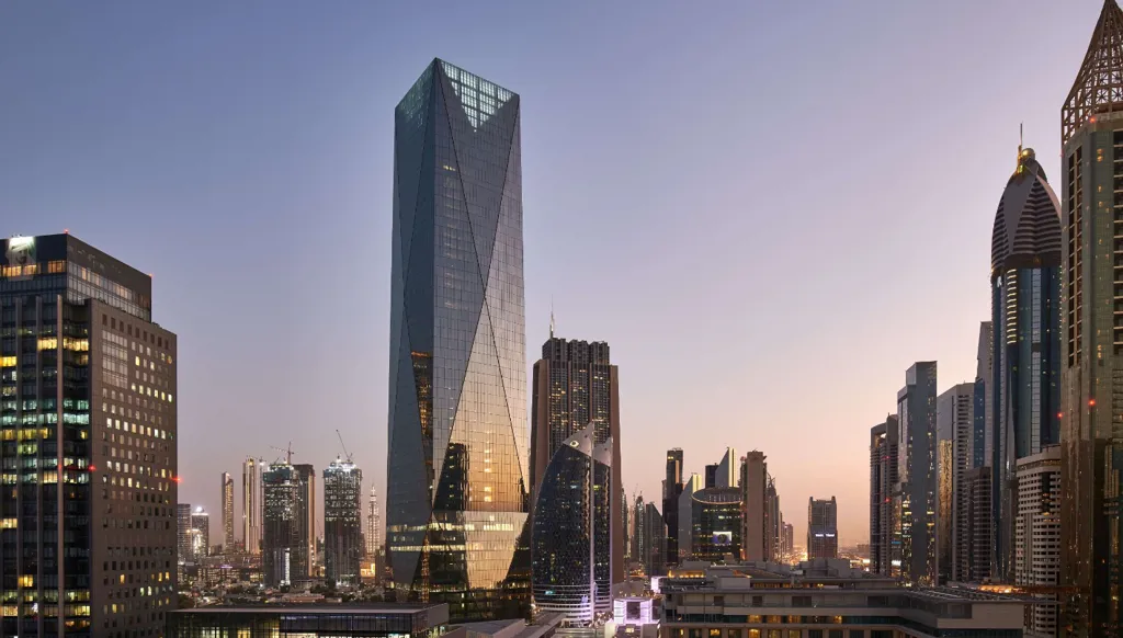 الإمارات تتصدر خريطة الاستثمار في غرب آسيا وسط تباين إقليمي