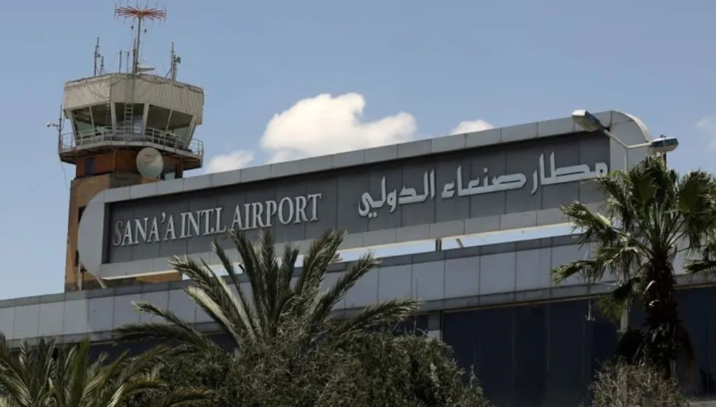 مطار صنعاء الدولي (رويترز).