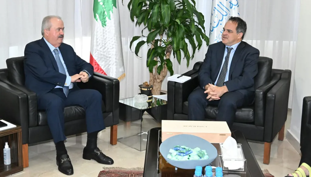 وزير المال اللبناني يبحث مع البنك الدولي الإصلاحات وتحديث الجمارك