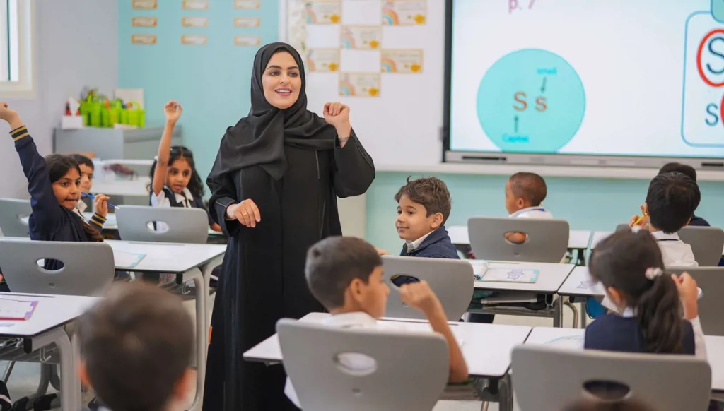 تعليم الإمارات يترجم إلى اقتصاد: صعود إلى المركز 17 عالمياً في مؤشر المهارات المستقبلية