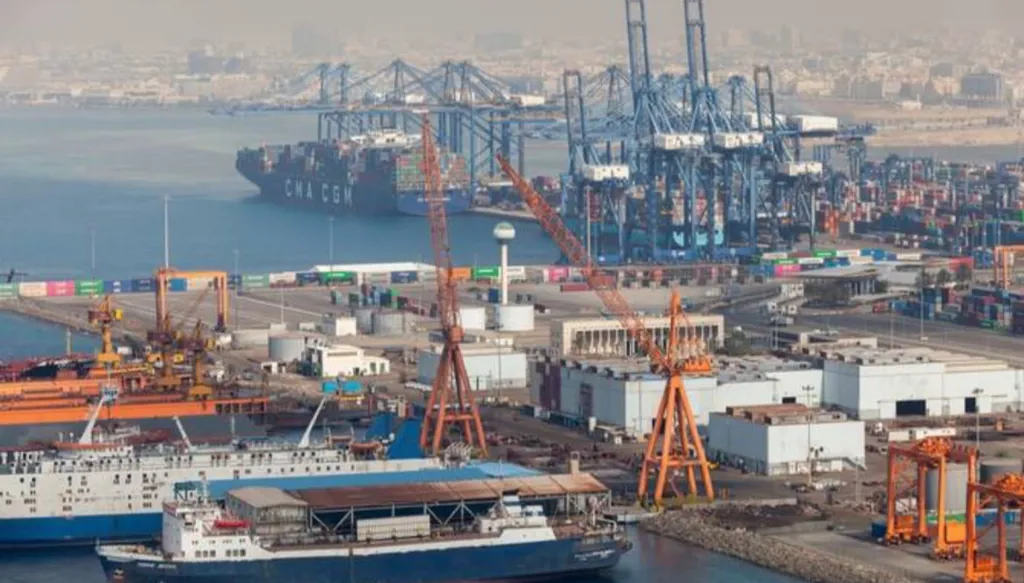 السعودية تراهن على البحر الأحمر: 3.73 مليارات دولار لبناء مراكز لوجستية