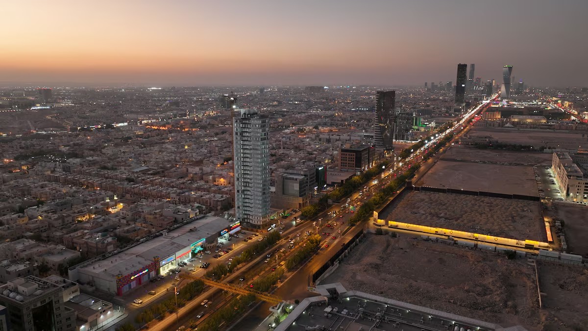 منظر جوي للرياض (رويترز)