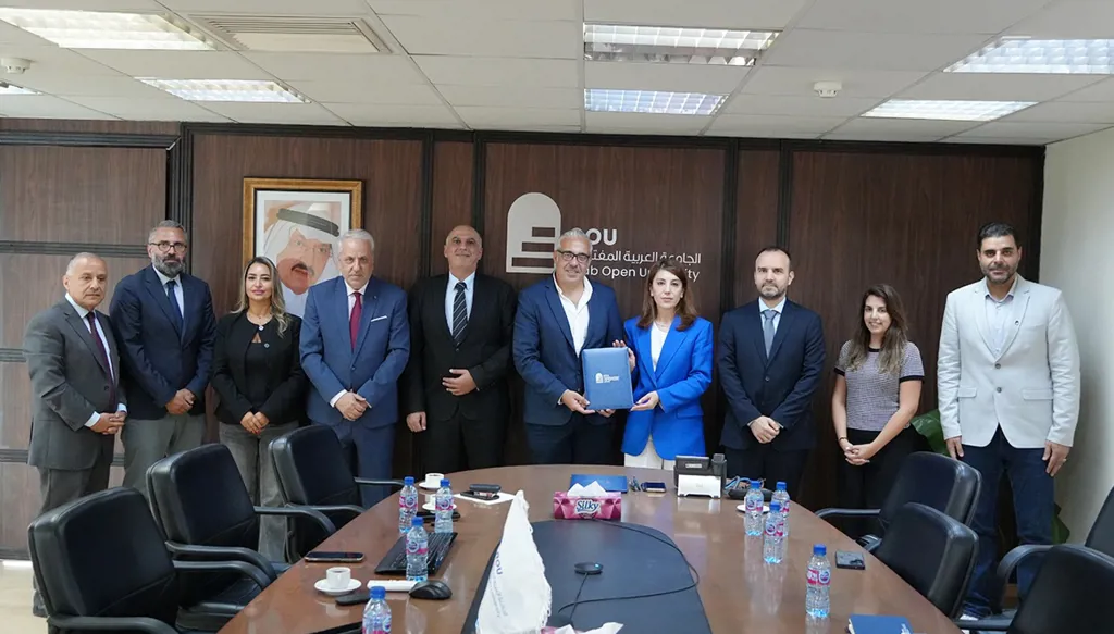 الجامعة العربية المفتوحة ونقابة مصممي الغرافيك توقّعان بروتوكول تعاون
