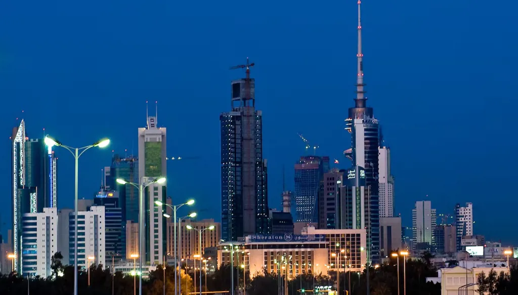 الكويت تعود إلى أسواق الدين بـ6 مليارات دولار وسط تصعيد إقليمي