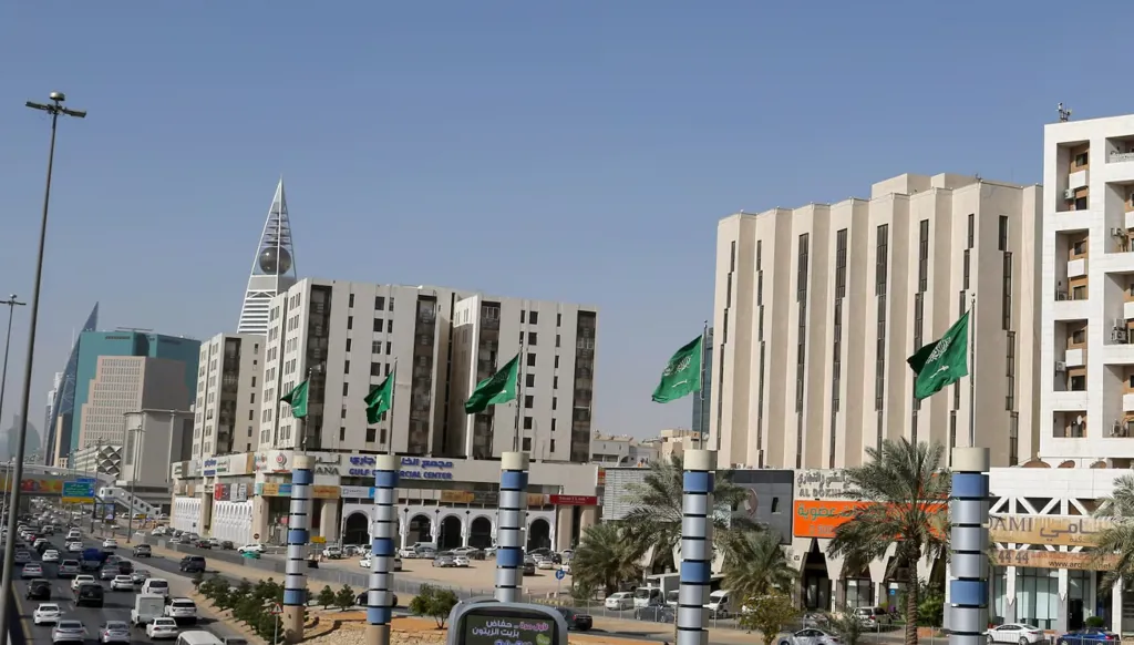 عجز الميزانية السعودية يتراجع إلى أدنى مستوى في سبع فصول ويظل الأعلى نصف سنوياً منذ 2016