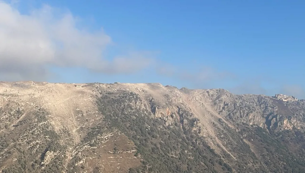 بسبب التفجير الإسرائيلي الضخم في منطقة الشقيف... لبنان يُسجّل موجات أرضية أشبه بهزّة بقوّة 3.8 درجات