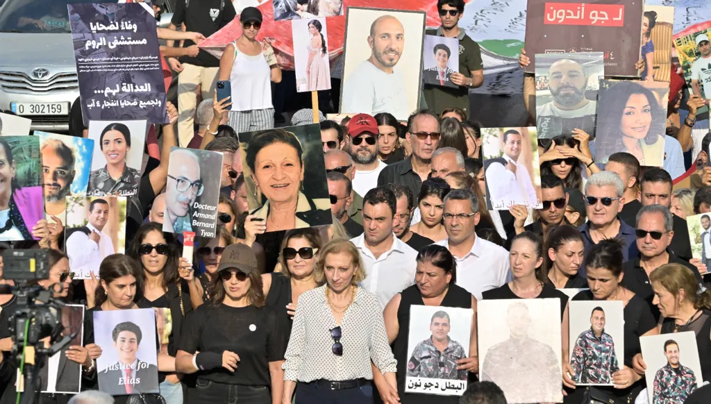 في الذكرى السادسة لانفجار المرفأ... أهالي الضحايا يجددون المطالبة بالحقيقة ومحاسبة المسؤولين