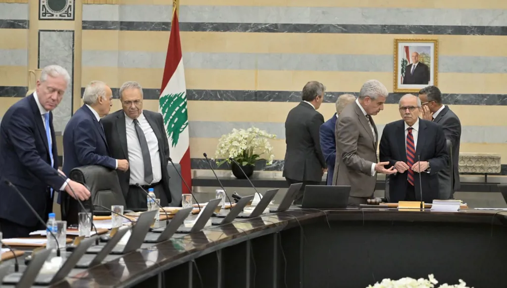 مجلس الوزراء (نبيل اسماعيل).