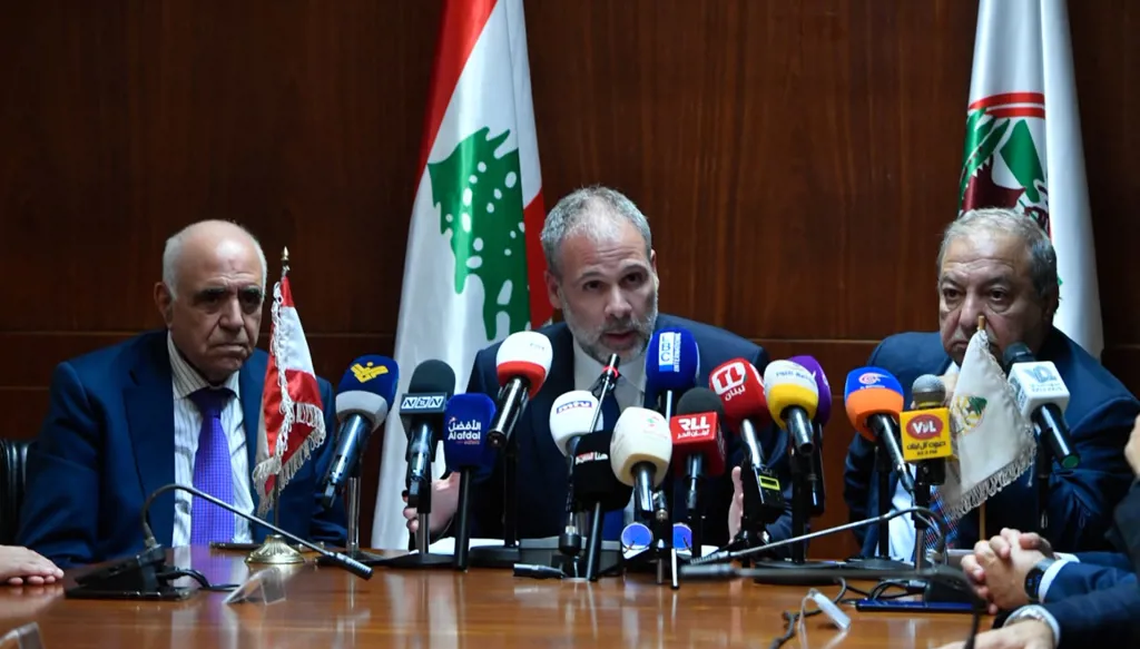 نقيب المحامين يقترح تعديلات على قانون الإعلام الجديد