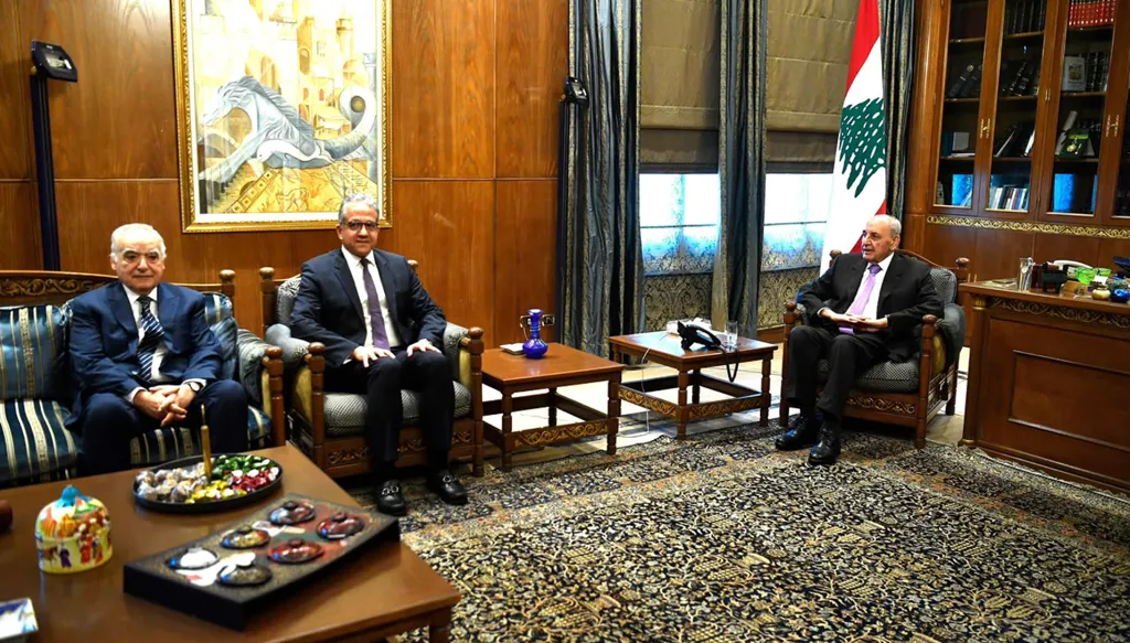 المدير العام لمنظمة "اليونسكو" الدكتور خالد العناني ورئيس مجلس النواب نبيه بري (حسام شبارو). 