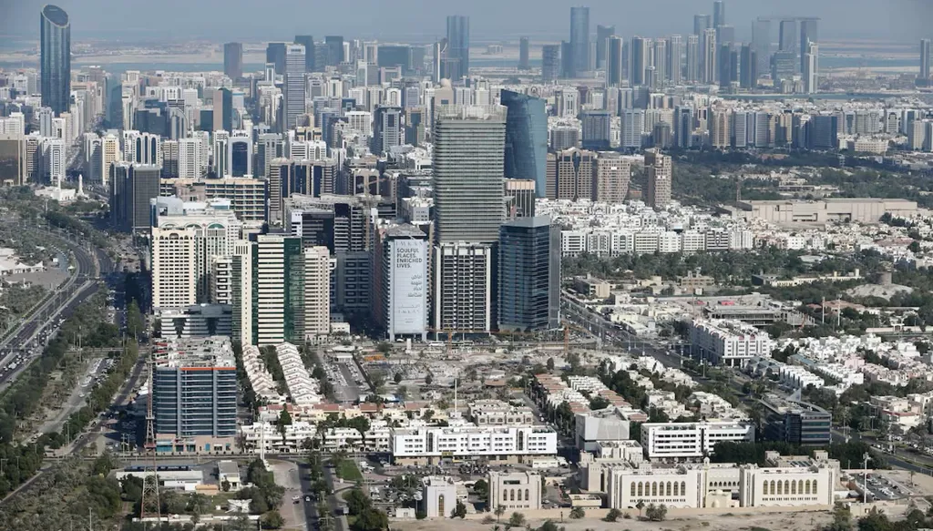 الإمارات تحفز الشركات الناشئة بتأهيل رواد الأعمال وتيسير رؤوس الأموال