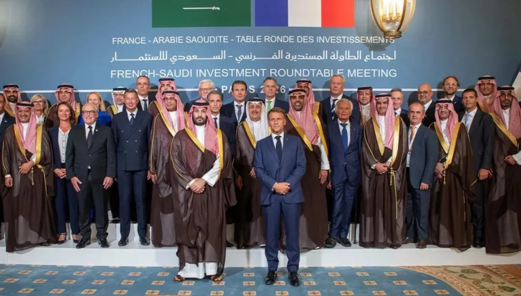 أرامكو توقّع صفقات بـ3.7 مليارات دولار ضمن 21 اتفاقية بين الرياض وباريس
