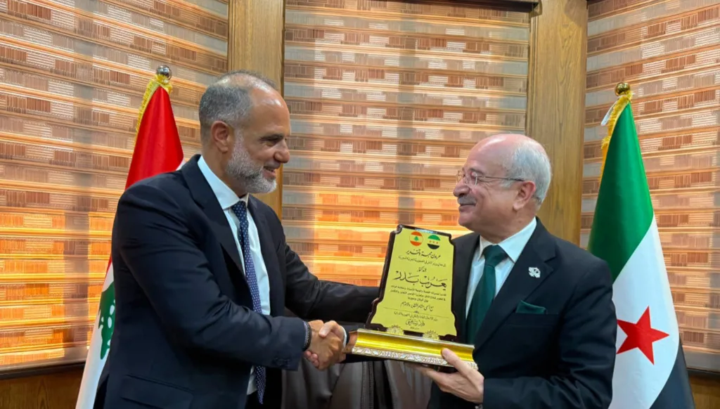 من مرفأ طرابلس إلى الخليج... لبنان وسوريا يعيدان إحياء خط السكك الحديدية (صور)