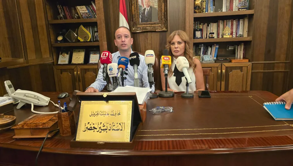 خطة علميّة لإنهاء رعب "الكلاب الشّاردة" في لبنان بكبسولة أذنيّة