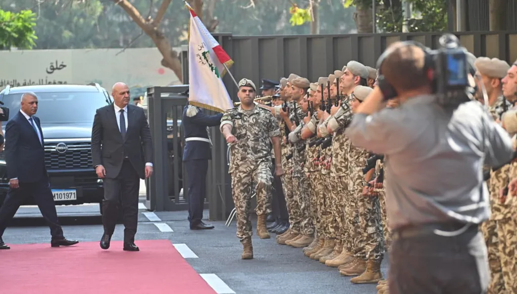 بالصور... عون يُشارك في احتفال الأمن العام بعيده الـ81