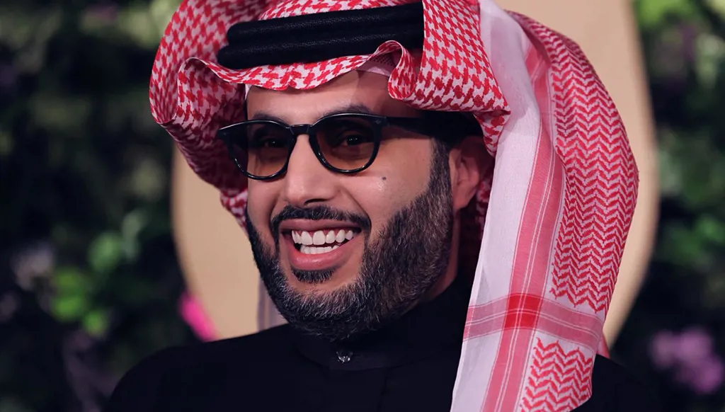تركي آل الشيخ يعلن انتهاء تصوير "الأمير"... متى يعرض مسلسل أحمد عز؟