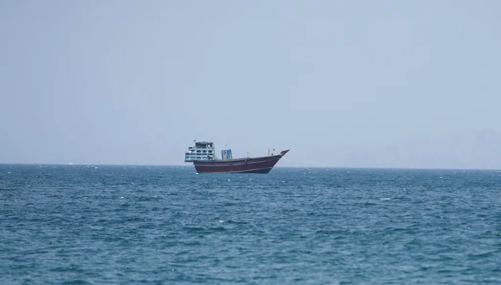 مضيق هرمز (رويترز).