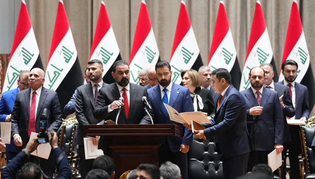استكمال حكومة الزيدي عالق بين المالكي والخزعلي... 9 حقائب تنتظر الصفقة