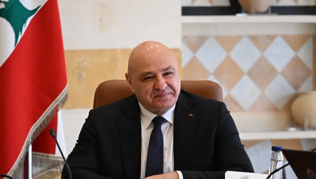 عون اتصل بملك البحرين مستنكراً الاعتداءات على المملكة
