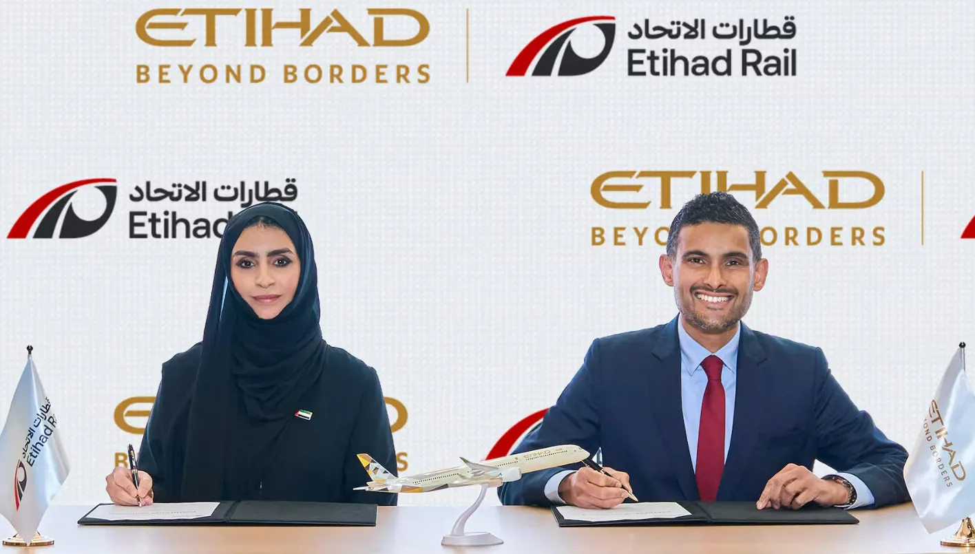 الاتحاد للطيران تتجه لربط السفر الجوي بالسكك الحديدية في أبوظبي